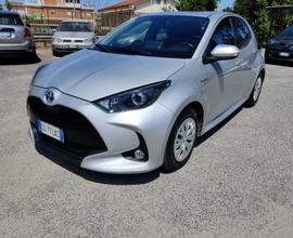 TOYOTA Yaris 1.5 Hybrid 5 porte Business