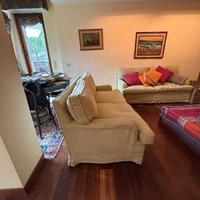 Coppia divani in tessuto di velluto a coste