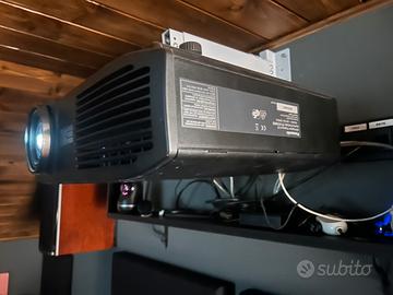 proiettore Panasonic pt-at 6000 e 3d con occhiali