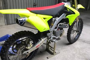 Suzuki Valenti RM-Z 250 L1 - 2011