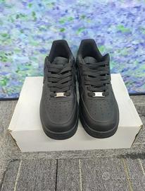 Nike Air Force 1 nere, taglia 43