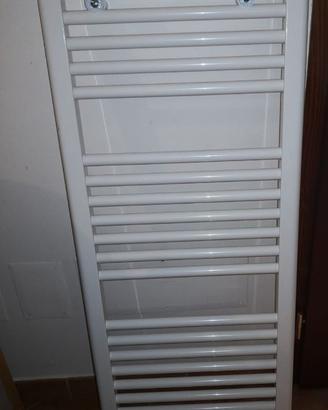 scaldasalviette bianco nuovo