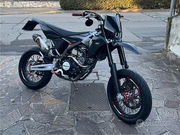 Fantic 125 Motard