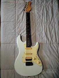 Chitarra elettrica SIRE LarryCarltonS3 come nuova