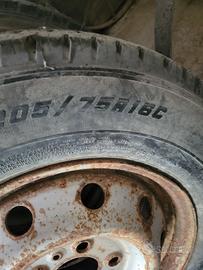 4 Cerchi furgone con gomme