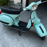 Vespa P200 E