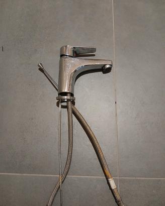 rubinetto lavabo