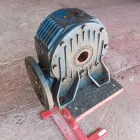 Riduttore di giri motore