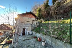 CASA INDIPENDENTE A VALBREVENNA