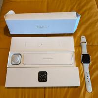 Apple watch serie 6 da 44mm argento