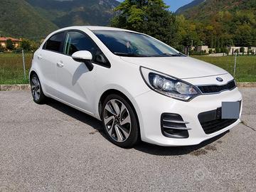 Kia Rio 1.4Crdi 90cv