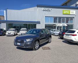 AUDI Q5 40 TDI quattro S tronic Business Sport