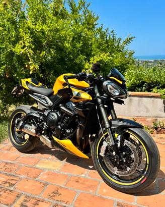 Triumph street triple 765 rs