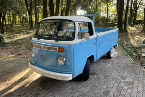 Volkswagen T2 pick up