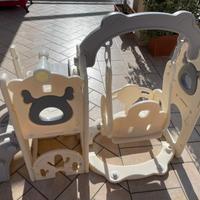 Scivolo per bambini a tema alce con altalena