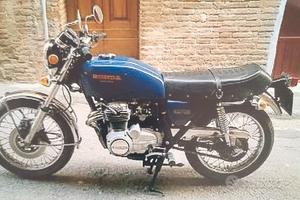 Honda 400 Four Super Sport 1975