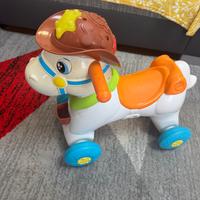 Chicco Cavallino Cavalcabile con ruote – Originale