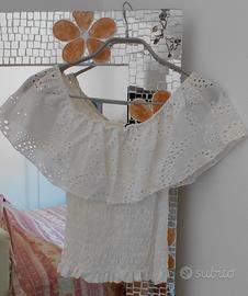 top bianco in  cotone sangallo elasticizzato 