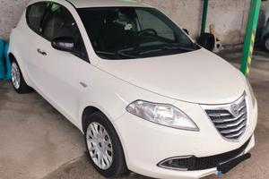 Lancia ypsilon 1200 69 cv GPL Ecochic 