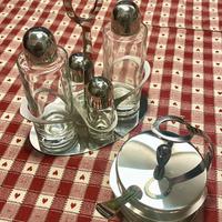 Portacondimenti e formaggera di design Bugatti