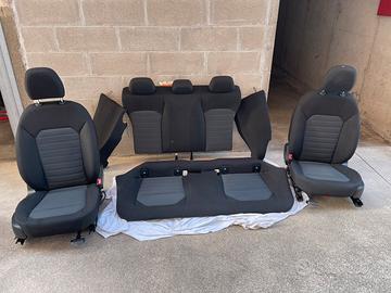 Sedili tessuto Alfa Romeo Giulia 2016