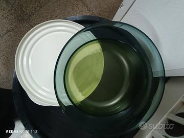 coppa con coperchio Tupperware 