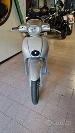 Aprilia Scarabeo 50 2T Street Argento met. (199)