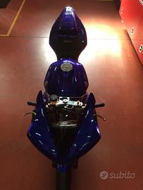 Yamaha r1