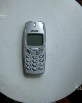 Nokia 3310 da collezione completo di tutto
