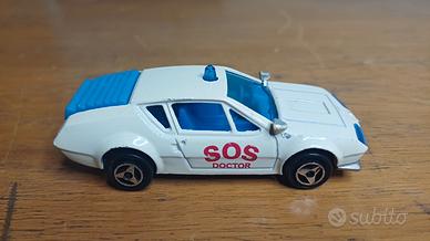 Majorette Alpine Renault A310 SOS Doctor 1/55