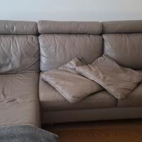 Divano in pelle Poltrone e Sofà 