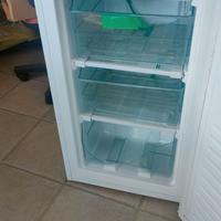 Freezer a cassetti