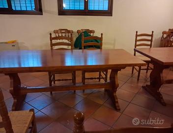 due tavoli da taverna con 6 sedie