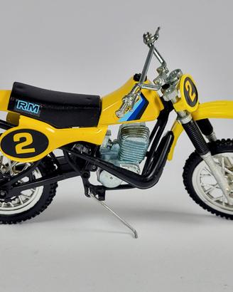 Polistil - Suzuki MR 465 scala 1:12