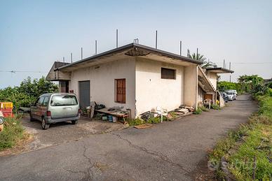 Casa singola - Piedimonte Etneo