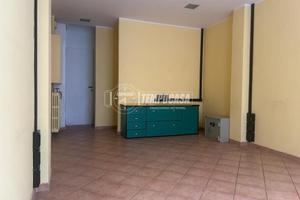 NEGOZIO IN CENTRO STORICO!!!