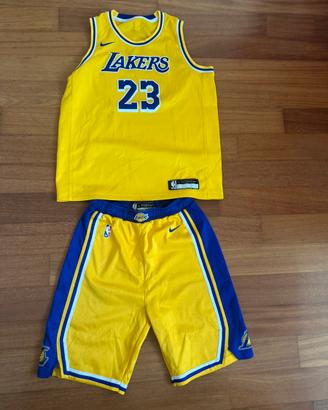 Divisa completa Lakers (Lebron James)