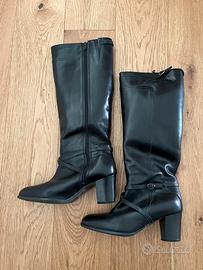 Stivali neri in pelle taglia 38 Bagatt