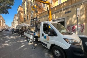 Peugeot boxer cassonato con gru effer 35s