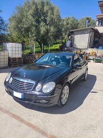 MERCEDES Classe E (W/S211) - 2011