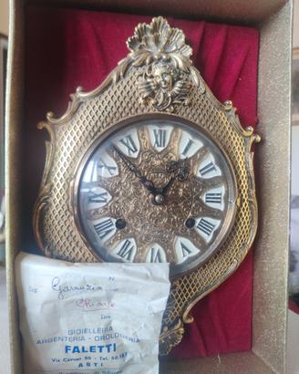 Orologio in bronzo dorato