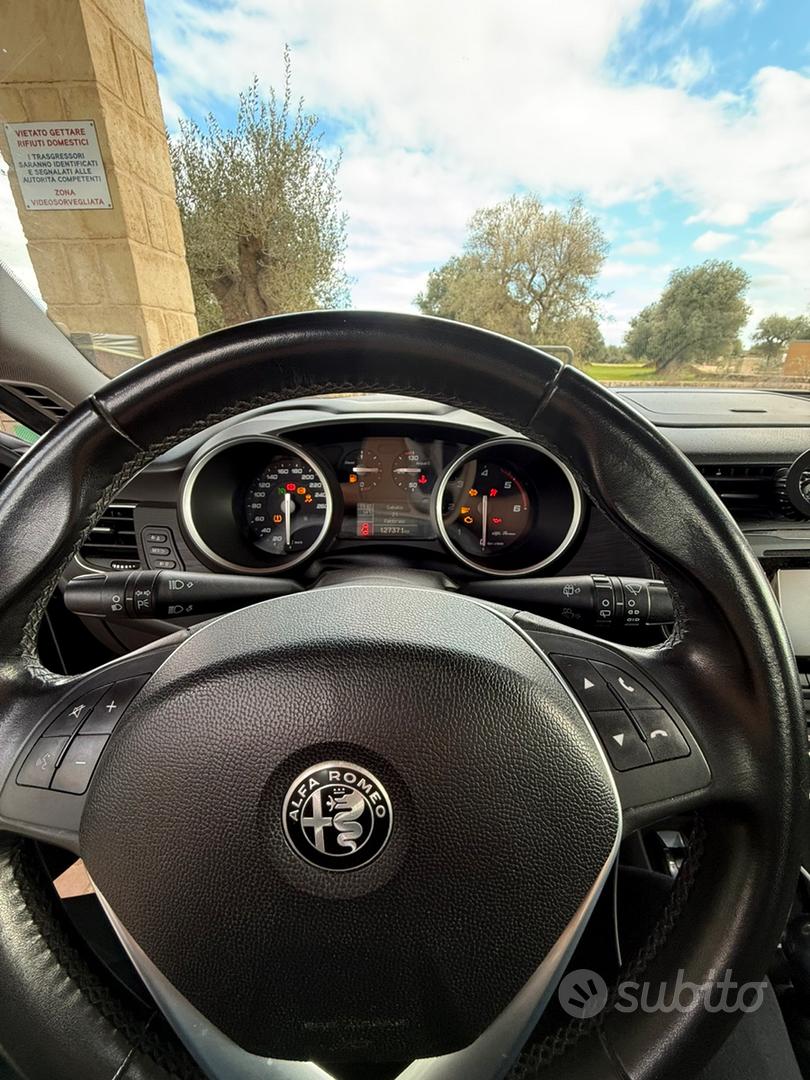 Alfa Romeo Giulietta 2017 photo 4