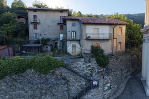 2 LOCALI A GANDOSSO