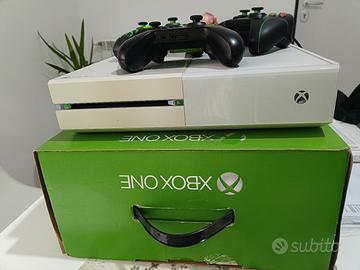 X Box One - 500 gb