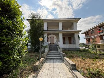 VILLA SINGOLA A NIZZA MONFERRATO
