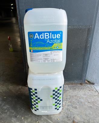 Auto ad blue