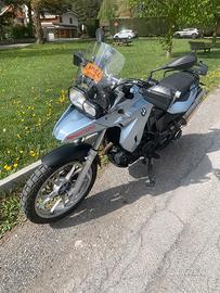 BMW 800 c.c.