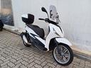 piaggio-beverly-300-hpe-2022