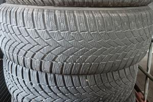Pneumatici invernali Bridgestone 205/60 r16