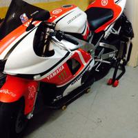 Yamaha R1 carburatori